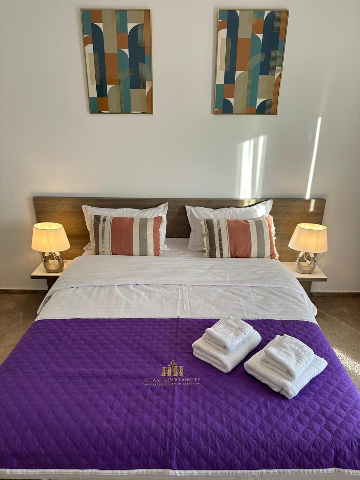 Luxury Glam Apartments & Studios Near Coresi Mall Brasov Ngoại thất bức ảnh