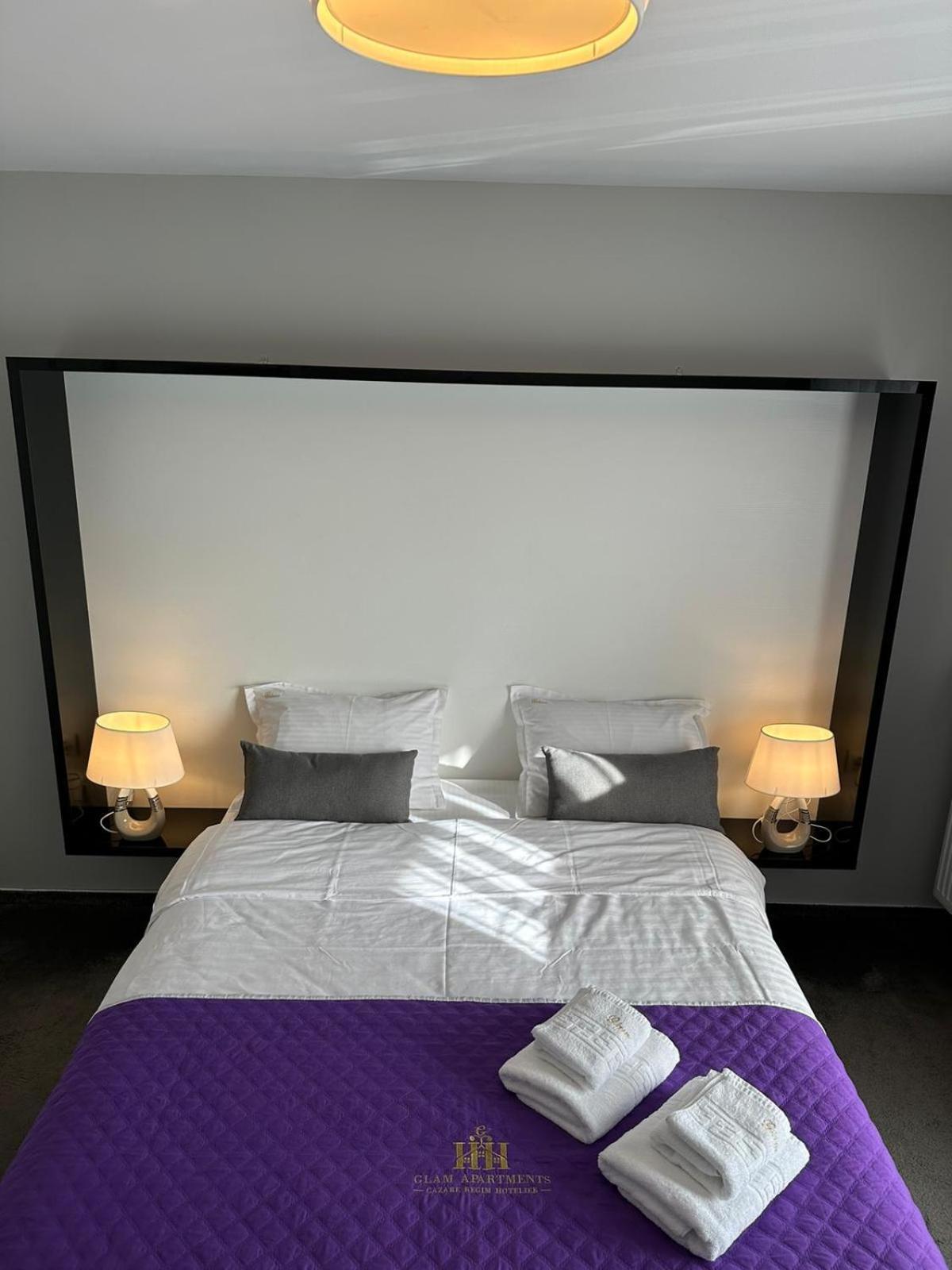 Luxury Glam Apartments & Studios Near Coresi Mall Brasov Ngoại thất bức ảnh