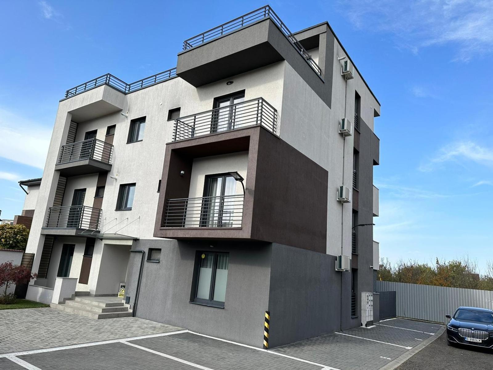 Luxury Glam Apartments & Studios Near Coresi Mall Brasov Ngoại thất bức ảnh
